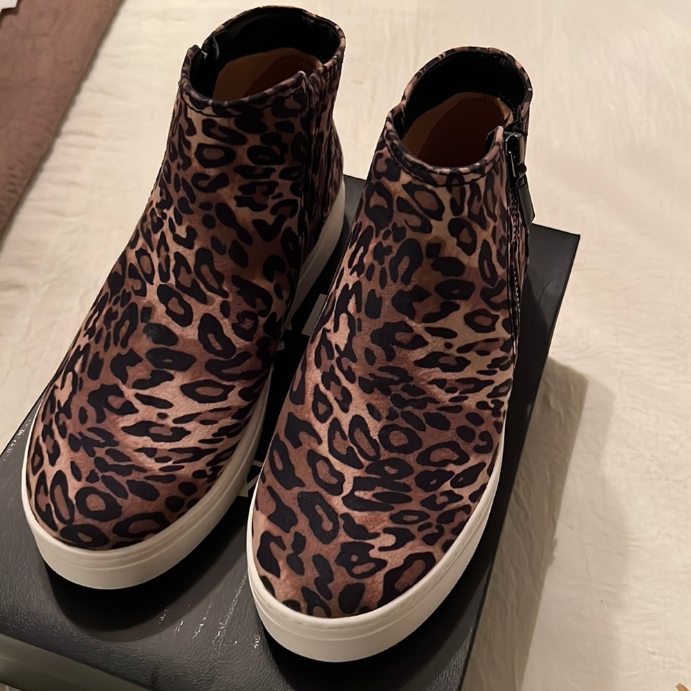 35. Naturalizer Celeste Sneaker in Brown Cheetah Print